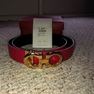 Authentic Women’s Reversible Ferragamo Belt.